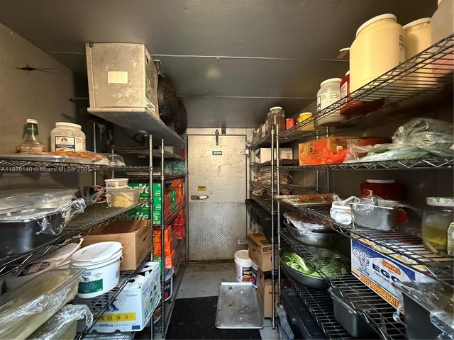 405-407 15th St, Miami Beach, FL 33139