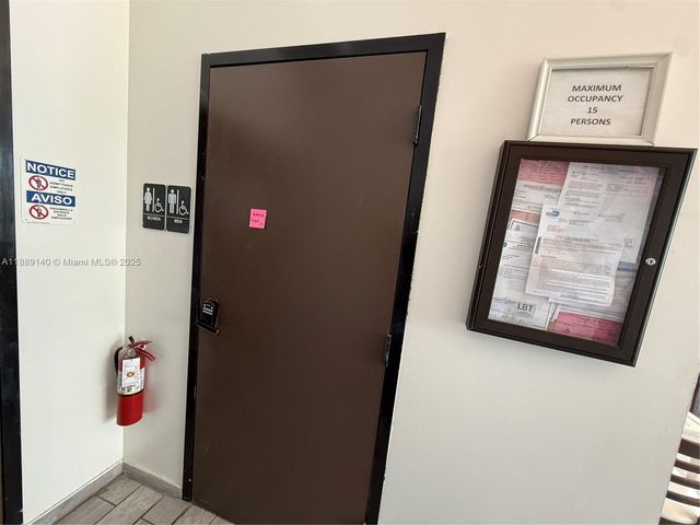 405-407 15th St, Miami Beach, FL 33139