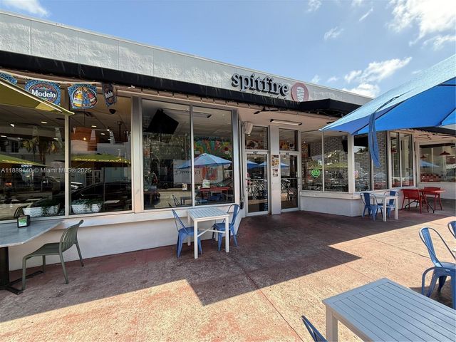 405-407 15th St, Miami Beach, FL 33139