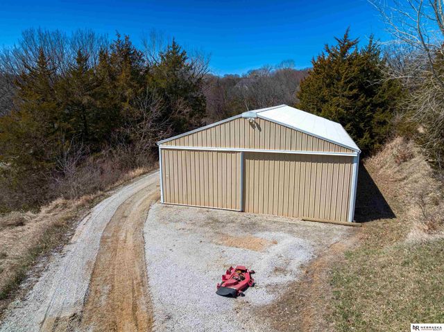 2818 Wintersteen Road, Plattsmouth, NE 68048