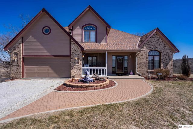 2818 Wintersteen Road, Plattsmouth, NE 68048