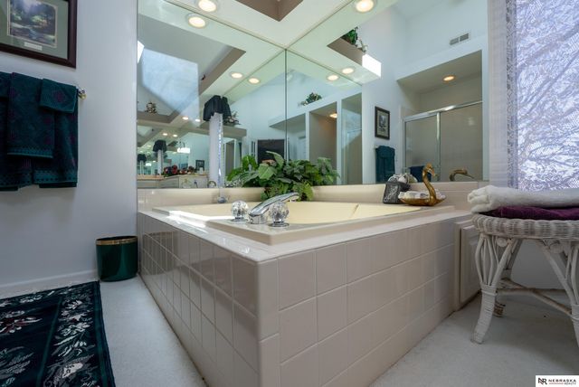 2818 Wintersteen Road, Plattsmouth, NE 68048