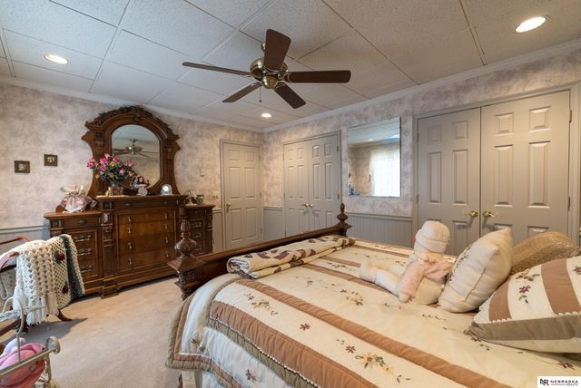 2818 Wintersteen Road, Plattsmouth, NE 68048