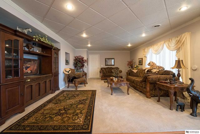 2818 Wintersteen Road, Plattsmouth, NE 68048