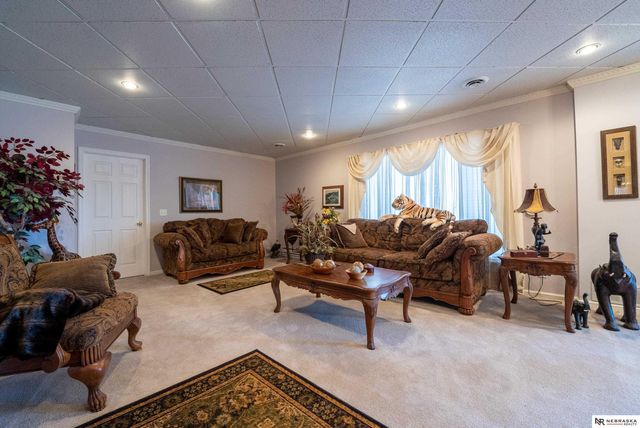 2818 Wintersteen Road, Plattsmouth, NE 68048