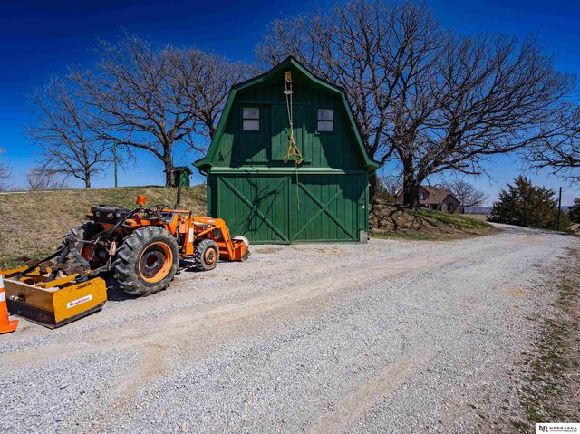 2818 Wintersteen Road, Plattsmouth, NE 68048