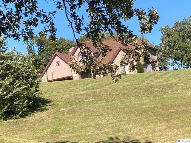 2818 Wintersteen Road, Plattsmouth, NE 68048