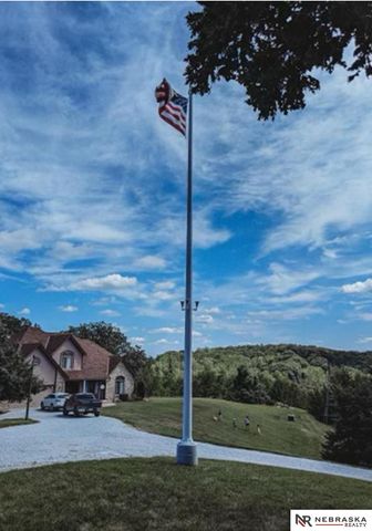 2818 Wintersteen Road, Plattsmouth, NE 68048