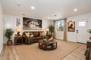1823 W Hadley Street, Phoenix, AZ 85007