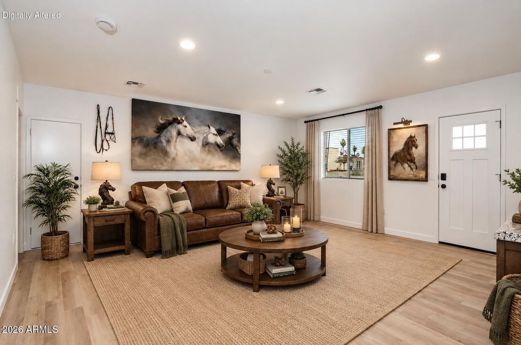 1823 W Hadley Street, Phoenix, AZ 85007