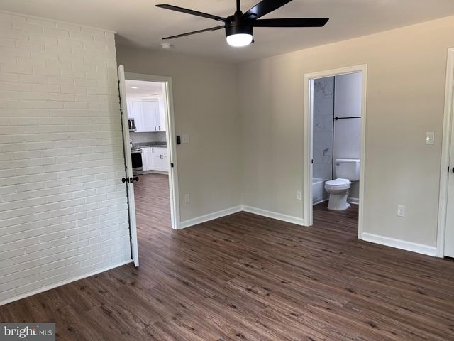 1950 S TIDWELLS RD, Montross, VA 22520