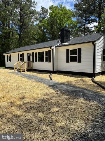 1950 S TIDWELLS RD, Montross, VA 22520