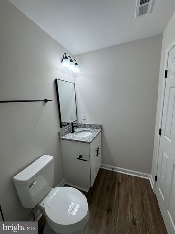 1950 S TIDWELLS RD, Montross, VA 22520