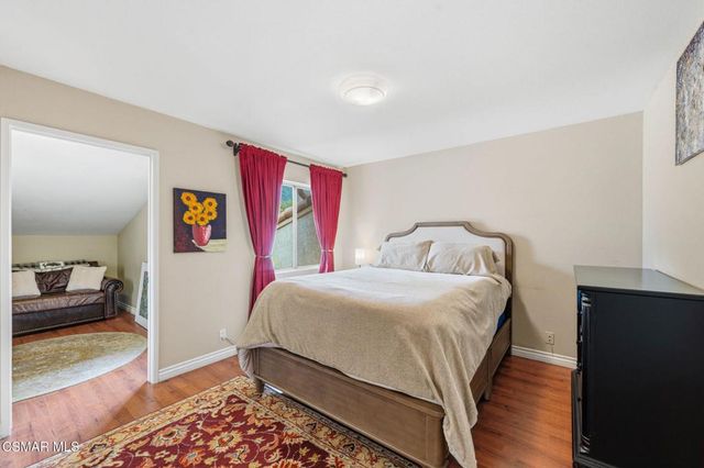 292 San Vincente Circle, Newbury Park, CA 91320