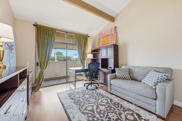 292 San Vincente Circle, Newbury Park, CA 91320