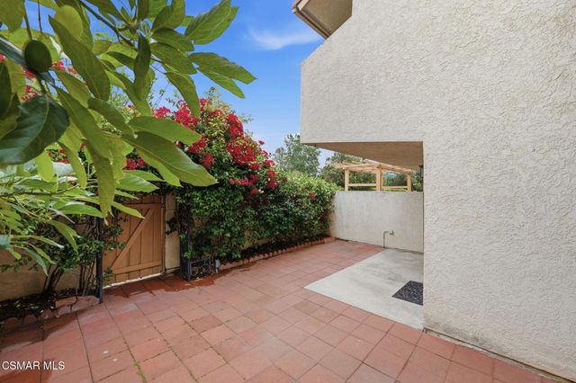 292 San Vincente Circle, Newbury Park, CA 91320