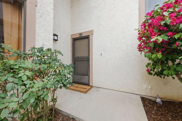 292 San Vincente Circle, Newbury Park, CA 91320