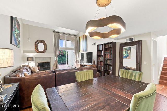 292 San Vincente Circle, Newbury Park, CA 91320