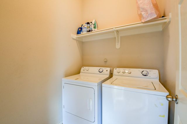 20138 East Lakebridge Ln, Richmond, TX 77441