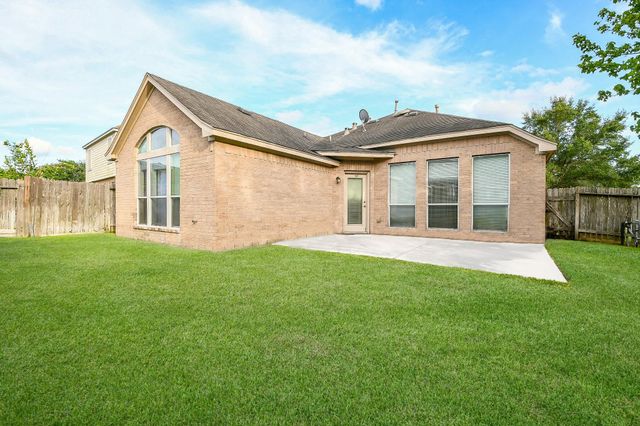 20138 East Lakebridge Ln, Richmond, TX 77441