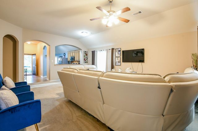 20138 East Lakebridge Ln, Richmond, TX 77441