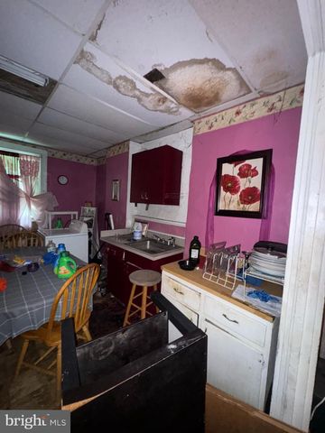 744 BARTLETT AVE, Baltimore, MD 21218