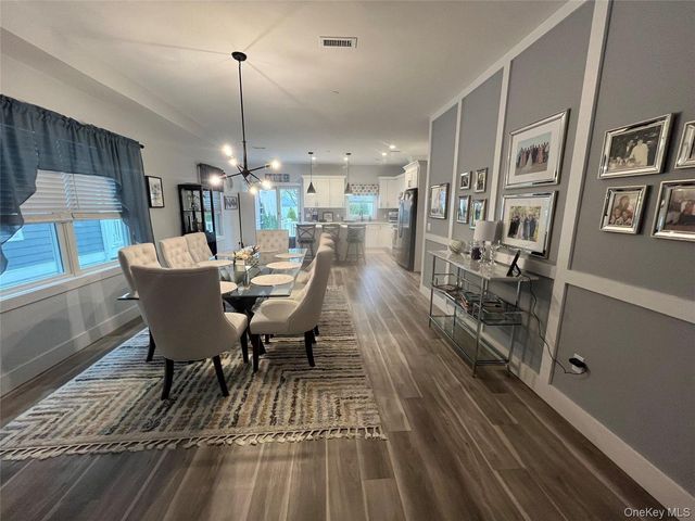 195 Park Avenue C, West Harrison, NY 10604