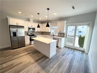 195 Park Avenue C, West Harrison, NY 10604