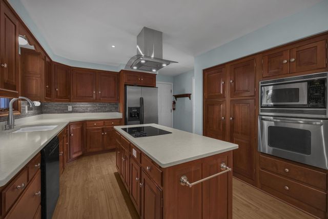 733 Mount Parnassus Drive, Granville, OH 43023