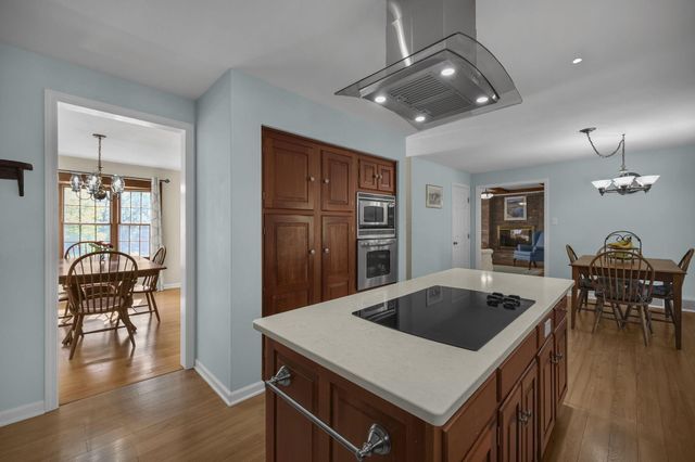 733 Mount Parnassus Drive, Granville, OH 43023