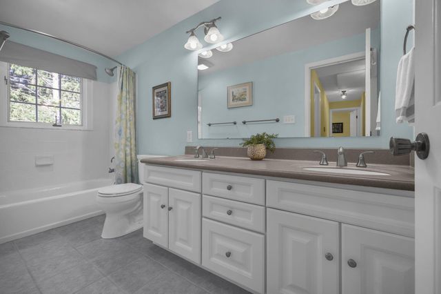 733 Mount Parnassus Drive, Granville, OH 43023