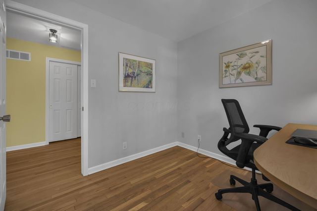 733 Mount Parnassus Drive, Granville, OH 43023