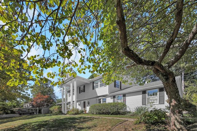 733 Mount Parnassus Drive, Granville, OH 43023