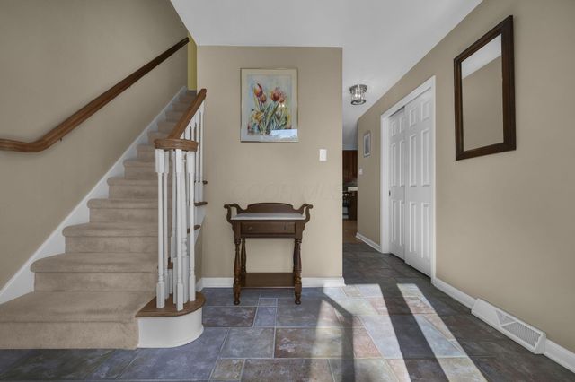 733 Mount Parnassus Drive, Granville, OH 43023