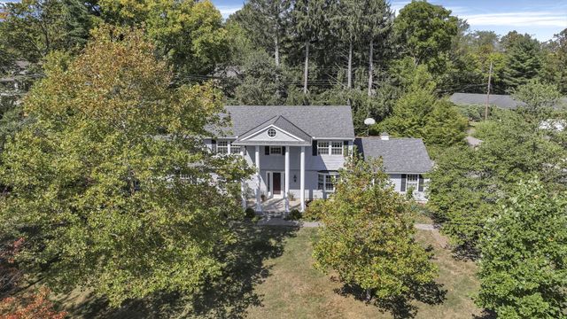 733 Mount Parnassus Drive, Granville, OH 43023