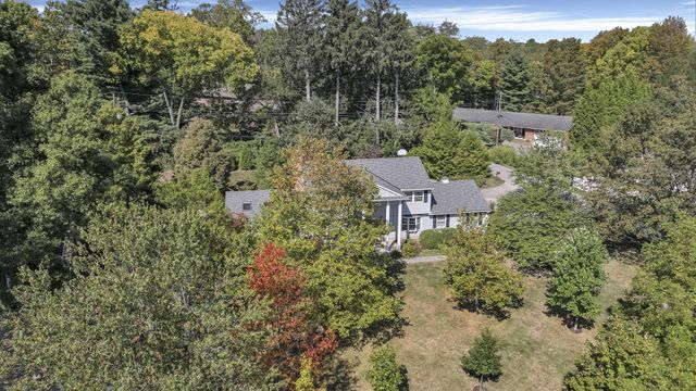 733 Mount Parnassus Drive, Granville, OH 43023