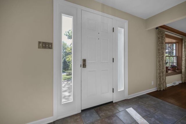 733 Mount Parnassus Drive, Granville, OH 43023