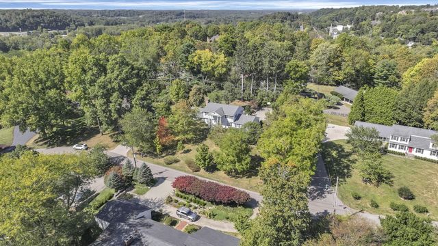 733 Mount Parnassus Drive, Granville, OH 43023