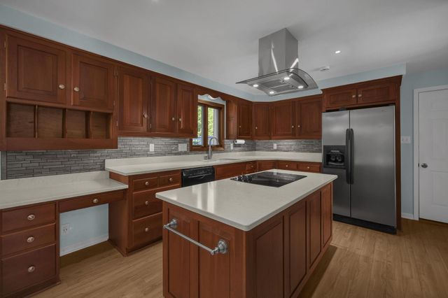 733 Mount Parnassus Drive, Granville, OH 43023