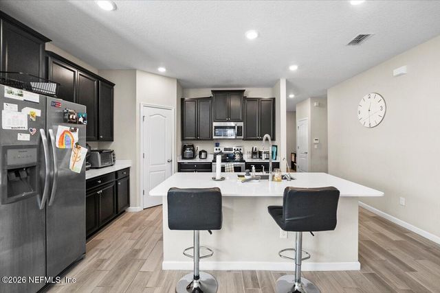 1703 MATHEWS MANOR Drive, Jacksonville, FL 32211