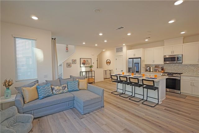 2101 Acara Circle, San Diego, CA 92154