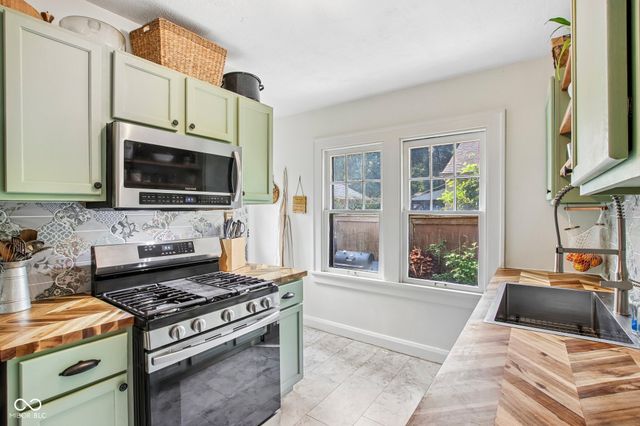 5607 Carrollton Avenue, Indianapolis, IN 46220