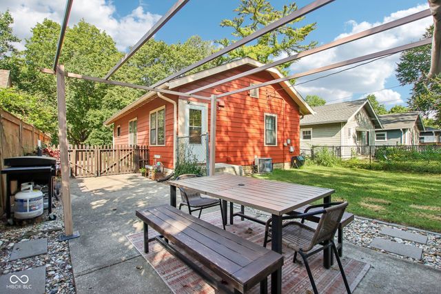 5607 Carrollton Avenue, Indianapolis, IN 46220