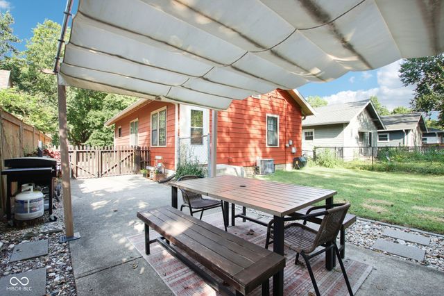 5607 Carrollton Avenue, Indianapolis, IN 46220