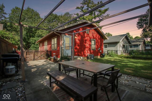 5607 Carrollton Avenue, Indianapolis, IN 46220
