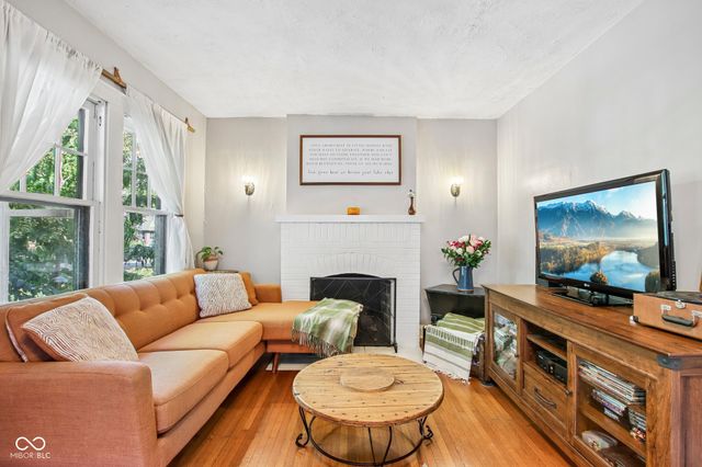 5607 Carrollton Avenue, Indianapolis, IN 46220