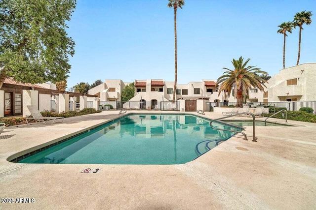 4730 W NORTHERN Avenue 2117, Glendale, AZ 85301
