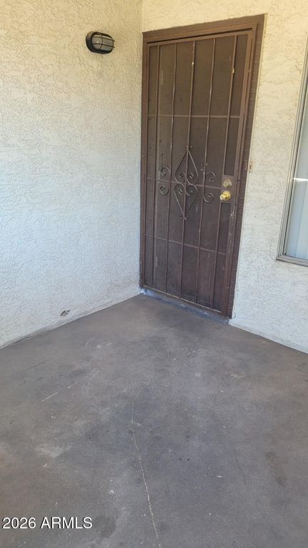 4730 W NORTHERN Avenue 2117, Glendale, AZ 85301 — photo 2
