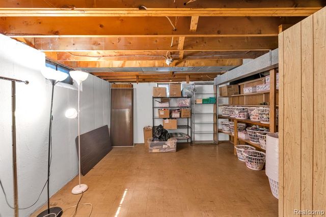 24574 Mabray Avenue, Eastpointe, MI 48021