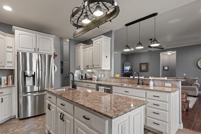 3400 SW Crosswinds Boulevard, Bentonville, AR 72713